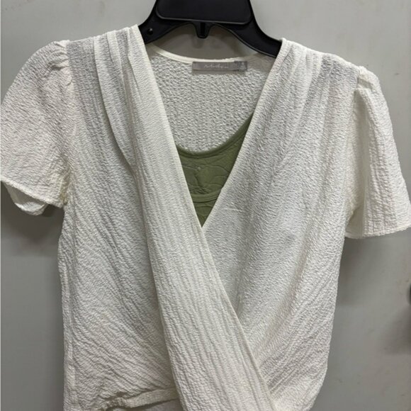 BKE White and Green Flutter Sleeve Wrap Blouse - Picture 1 of 3